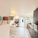 Bright House With Private Pool In *