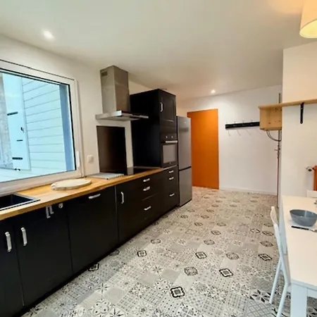 Bright House With Private Pool In Semesterbostad La Rochelle (Charente-Maritime)