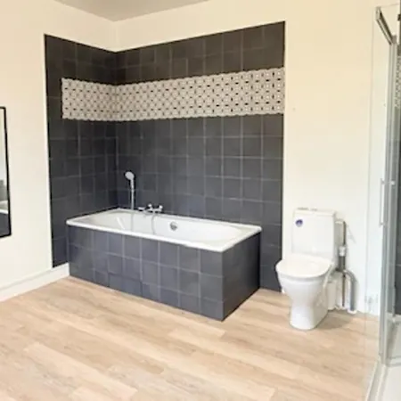 Bright House With Private Pool In *